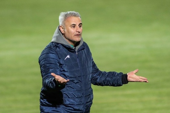 خرمگاه استقلال صدر جدول است و باید این موضوعها تمام شود