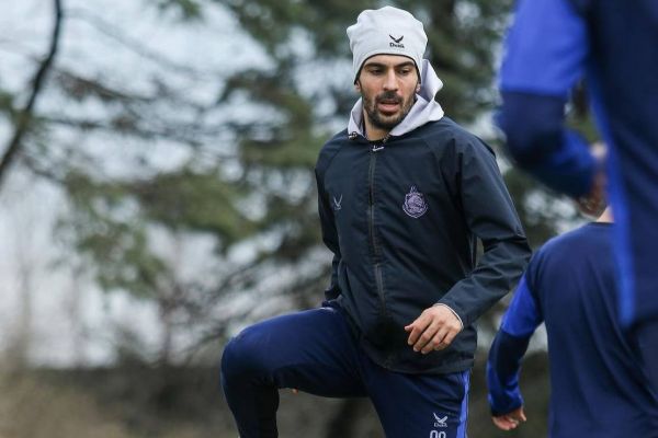  تاخت و تاز مهاجم ملوان گریبان عنایتی را هم می‌گیرد