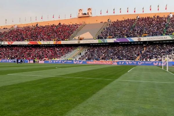 حواشی دربی 103 گلایه بانوان از کمبود بلیت دلگرمی هواداران به نکونام