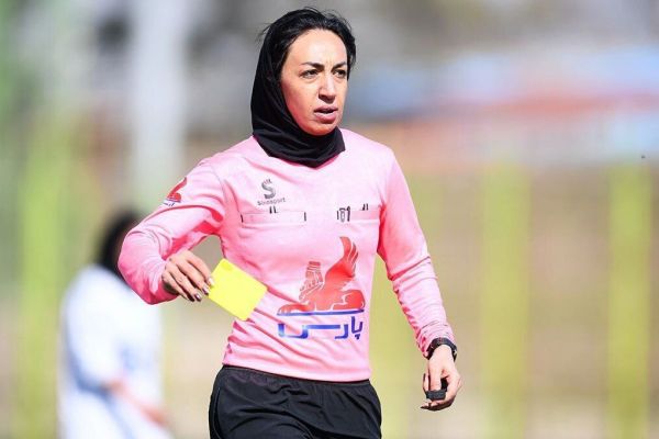 نگاهی به ماجرای حذف مهسا قربانی از گروه داوران دربی و توضیحات سازمان لیگ مهدی جلوی تنشهای احتمالی گرفته شد