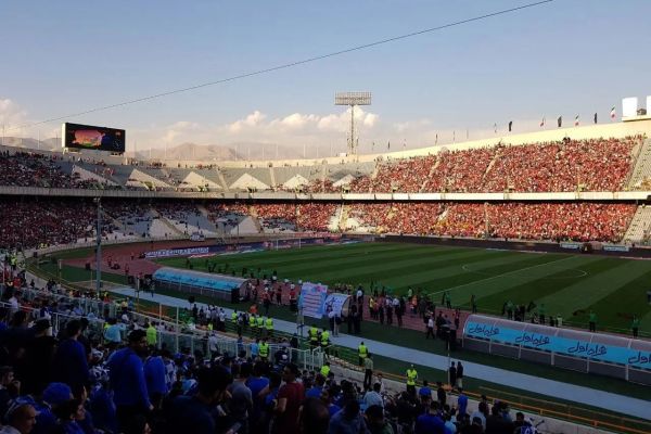  حضور نمایندگان قلعه‌نویی در ورزشگاه آزادی برای تماشای دربی +عکس