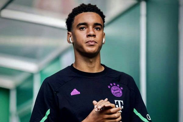 منچسترسیتی چه پیشنهادی برای خرید وینگر بایرن مونیخ میدهد