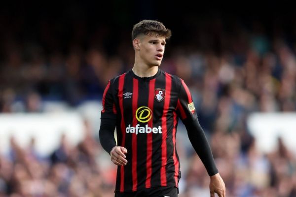 هدف نقل و انتقالاتی منچستریونایتد در تیررس چلسی