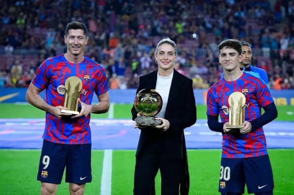  الکسیا پوتیاس در جمع برترین گلزنان تاریخ بارسلونا