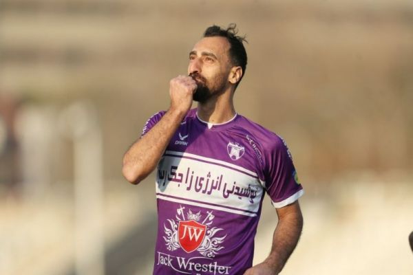  قاسمی‌نژاد مشکلی برای بازی با استقلال ندارد  محبی تنها محروم بنفش‌ها