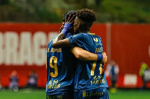 علیپور یک لحظه رونالدو شد تلاش بیفایده علیپور برای نباختن ژیل ویسنته