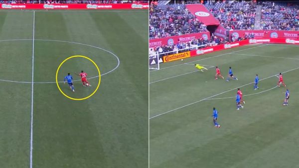 گل عجیب شیکاگوفایر در لیگ آمریکا با شوت از زمین خودی