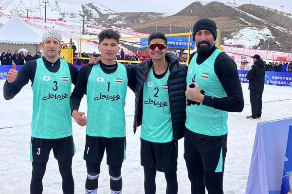  پیروزی مردان والیبال برفی در نخستین جدال آسیا  ایران از سد فرانسه گذشت