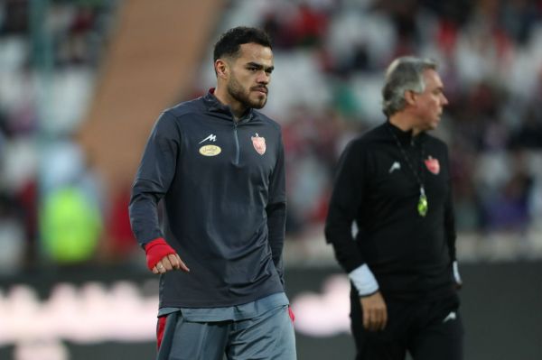  ستاره پرسپولیس در اردوی تیم ملی ازبکستان بیمار شد