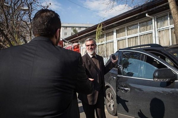 توضیح رویانیان درباره جنجال خودروهای لوکس برای بازیکنان پرسپولیس