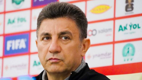  قلعه‌نویی  نتیجه بازی رفت به تاریخ پیوست  چمن مصنوعی در آب و هوای عشق‌آباد تعجب‌آور است