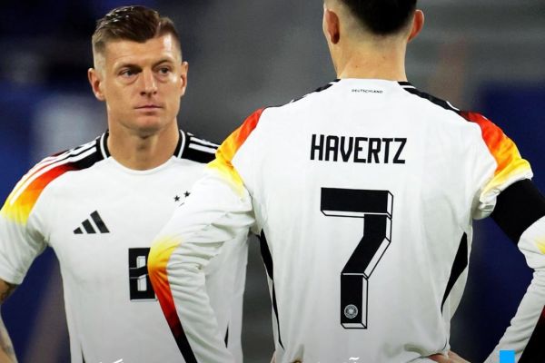  آلمان با پیروزی برابر هلند برای مدعیان یورو خط و نشان کشید