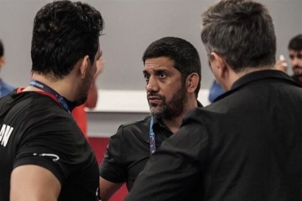 گزارش ایسنا اتفاقات مهم کشتی ایران در سال 1402 حسن ضربه فنی شد؛ پژمان رکب خورد