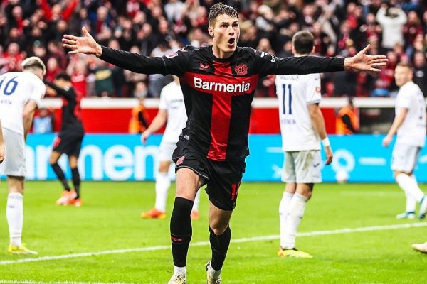 ژابی آلونسو و بایرلورکوزن نزدیک از همیشه به فتح بوندسلیگا