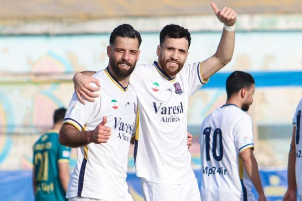  گزارش تصویری  دیدار تدارکاتی تیمهای نساجی و شمس آذر