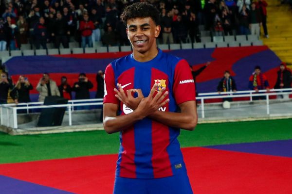 ستاره بارسلونا بهترین استعداد دنیای فوتبال از نظر هافبک سابق یوونتوس