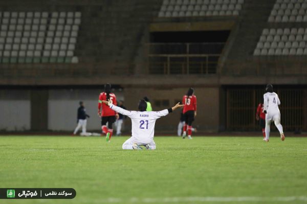 گزارش تصویری/ نماینده البرز 2 - آوا تهران 3 (لیگ فوتبال زنان)