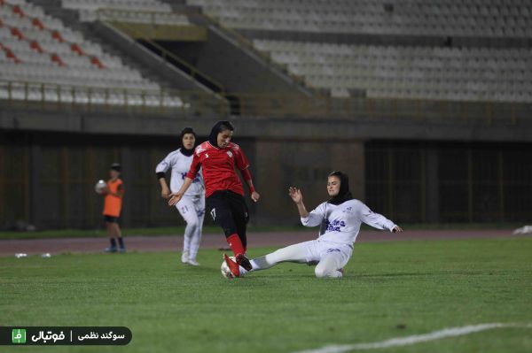 گزارش تصویری/ نماینده البرز 2 - آوا تهران 3 (لیگ فوتبال زنان)