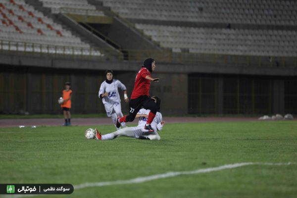 گزارش تصویری/ نماینده البرز 2 - آوا تهران 3 (لیگ فوتبال زنان)