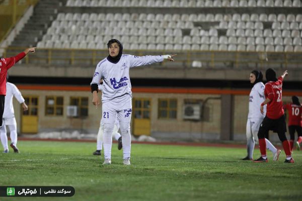 گزارش تصویری/ نماینده البرز 2 - آوا تهران 3 (لیگ فوتبال زنان)