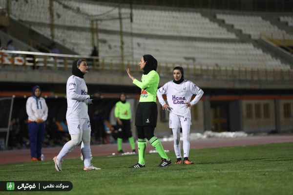 گزارش تصویری/ نماینده البرز 2 - آوا تهران 3 (لیگ فوتبال زنان)