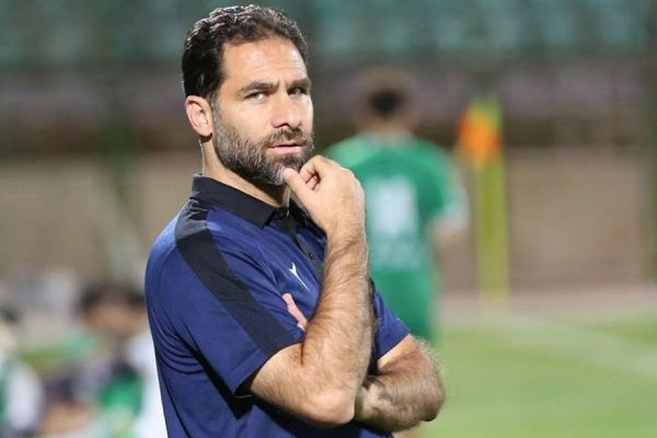 صادقی بازی سختی با شمس آذر داریم توقع از ذوب آهن بالا رفته است