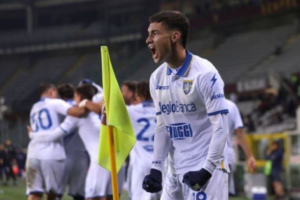 چند باشگاه بزرگ انگلیسی و ایتالیایی به دنبال جذب ستاره آرژانتینی یوونتوس