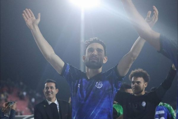 آقای گل ملوان تغییر کاربری داد و گلساز شد