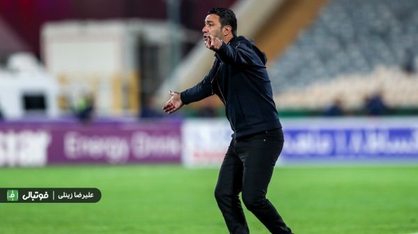  اورونوف سوژه انتقاد استقلالی‌ها از جواد نکونام؛ چرا او را نخواستی تا به پرسپولیس برود