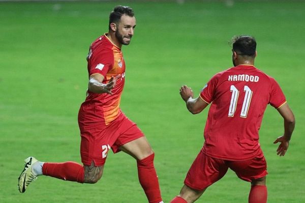  ستاره سوری فولاد بعد از گلزنی، از خود بی‌خود شد   عکس