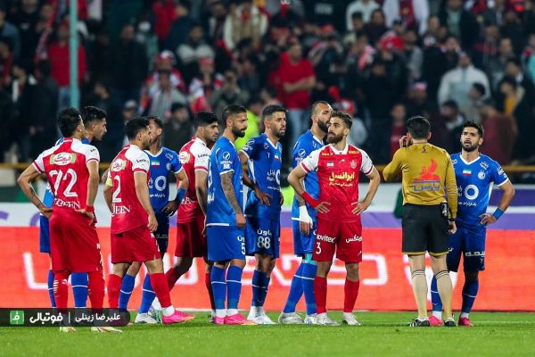 هشدار مدیر مجوز حرفهای فدراسیون فوتبال درباره حذف پرسپولیس و استقلال از آسیا؛ به شدت احساس خطر میکنم