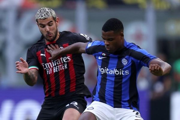  اینتر در مقابل رقیب سنتی خود جشن قهرمانی می‌گیرد