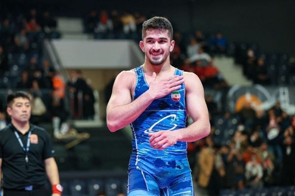  یزدانی  یک طلا به کلکسیونم اضافه کردم  دبیر گفته بود فقط بجنگ