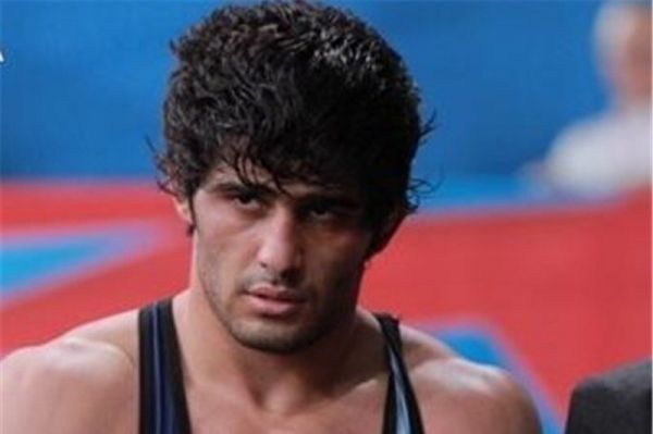  رقیب سابق حسن یزدانی  آمده‌ام که به کشتی خدمت کنم