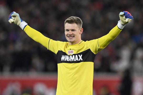 سنگربان آلمانی قراردادش را با بایرن مونیخ تمدید کرد