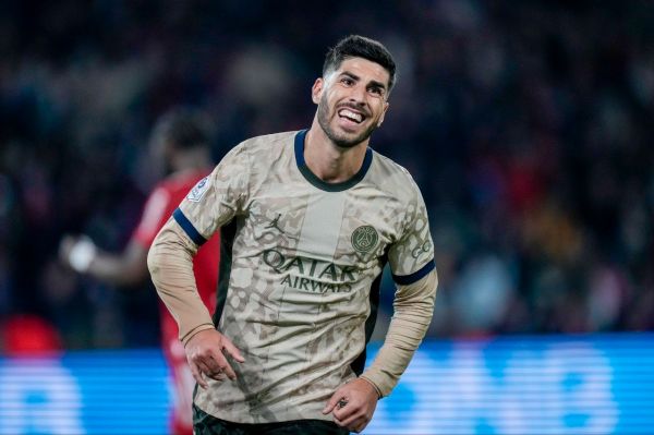  مارکو آسنسیو مردی با ۱۲ باخت مقابل بارسلونا