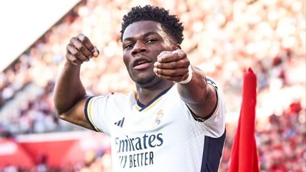 برد رئال مادرید پیش از بازی با منچسترسیتی با سوپرگل شوامنی