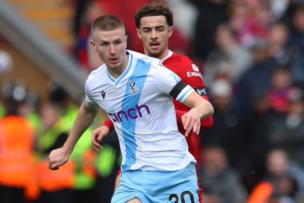 ستاره درخشان و ۲۰ ساله کریستال پالاس مقابل لیورپول و منچسترسیتی کیست