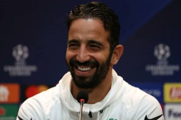 واکنش مربی اسپورتینگ لیسبون در مورد شایعه حضور در لیورپول