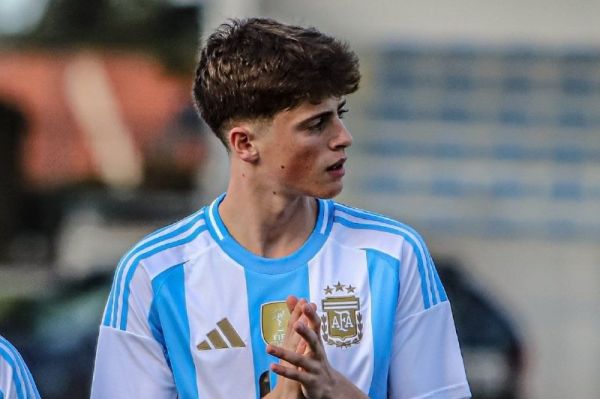  امیدواری پدیده 16 ساله لاماسیا به حضور در تیم اصلی بارسلونا