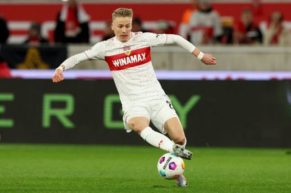  وینگر اشتوتگارت حضور در بایرن مونیخ را به دورتموند ترجیح می دهد