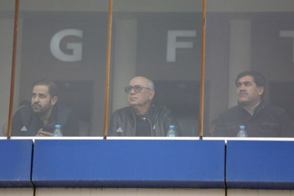 بردیف تماشاگر ویژه نساجی - تراکتور