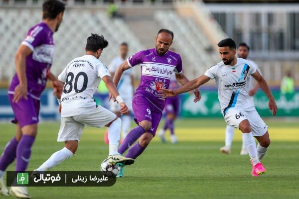 پیکان 2 - هوادار 2 پنجشنبه پرگل در اکباتان کامبک عنایتی مقابل تیم سابقش