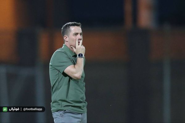 سرمربی پرسپولیس تحریم شد