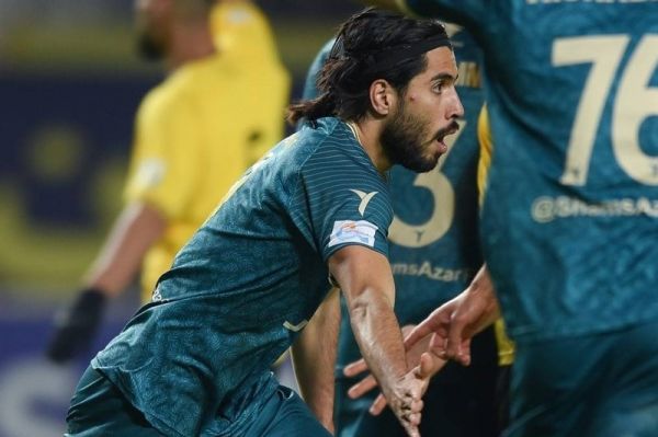 امامعلی چهار را که نشان دادم به خاطر چهار گلی بود که در ورزشگاه آزادی زدم