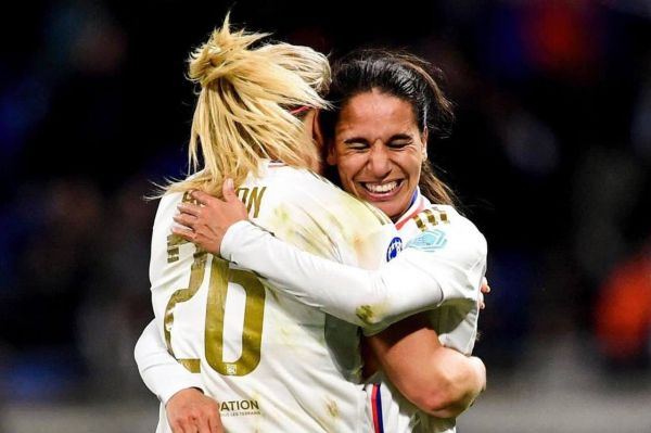 لیون پیروز دیدار فرانسوی ها در لیگ قهرمانان زنان