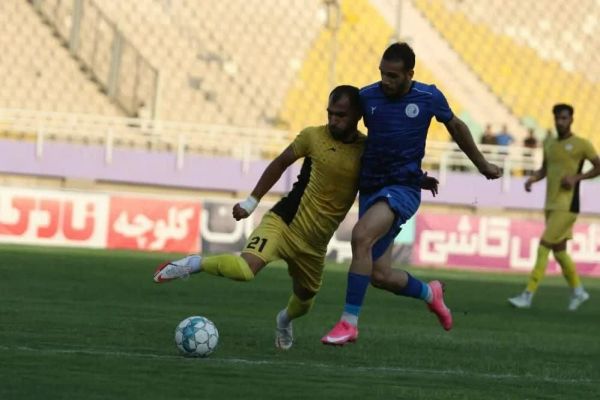  استقلال ملاثانی و فجرسپاسی پشت درهای بسته ورزشگاه ماندند