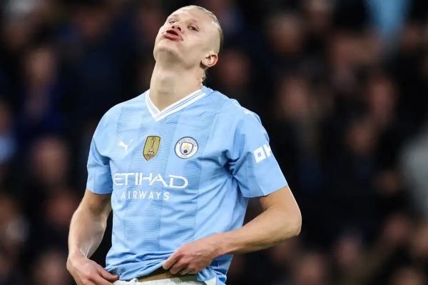 هالند به بازی مقابل برایتون میرسد