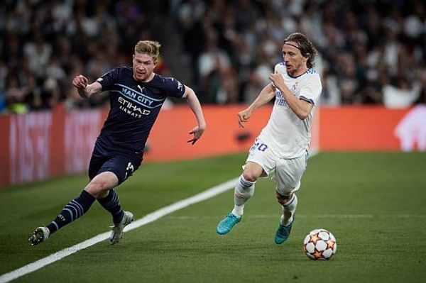  دی بروینه با اختلاف از لوکا مودریچ بهتر است