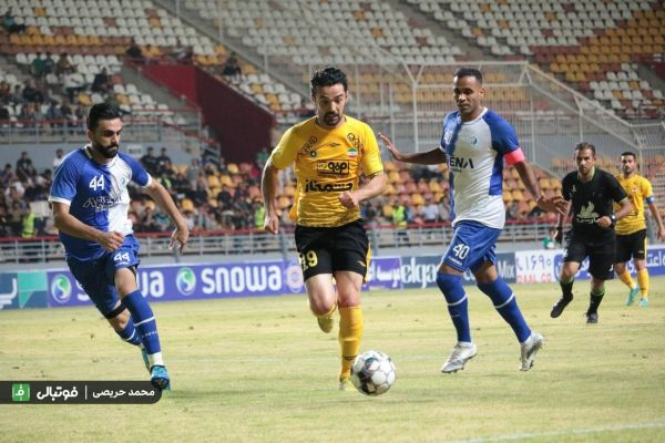 گزارش تصویری اختصاصی دیدار تیمهای استقلال ملاثانی و سپاهان